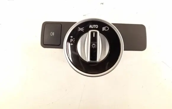 Mercedes-Benz C W204 Light switch 2129050551 A2129050551