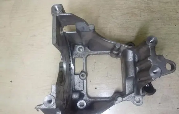 Land Rover Range Rover Sport L320 Engine mounting bracket 9X2Q9A361CA VD3011