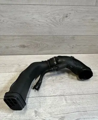 BMW 5 F10 F11 Turbo air intake inlet pipe/hose 7810770 14389710 7807493