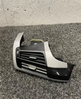 BMW X6 F16 Dashboard side air vent grill/cover trim 9270516