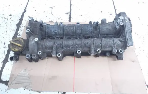 Fiat Croma Rocker cam cover 55194358