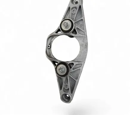 BMW M6 Rear differential/diff mount bracket 2284474 33172284474