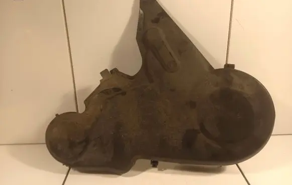 Volkswagen PASSAT B6 Timing belt guard (cover) 03L109107