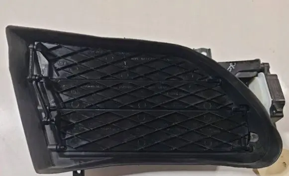 Tesla Model S Fender grill 1007268-00-F 100726800F 1007268