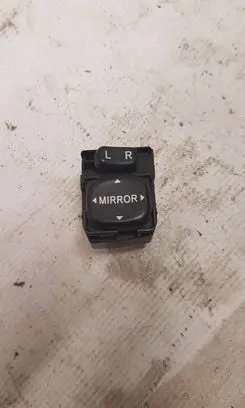Toyota Prius (XW20) Wing mirror switch 183574