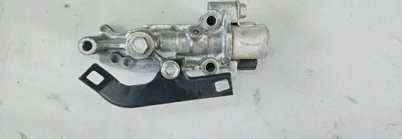 Honda Civic IX Camshaft vanos timing valve R1AH012 R1AH0122501215