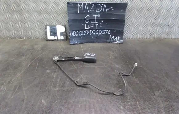 Mazda 6 Front seatbelt buckle
