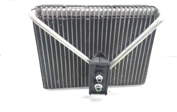 Volvo V70 Air conditioning (A/C) radiator (interior) 