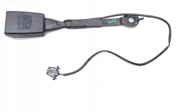 Audi Q3 8U Front seatbelt buckle 8R0857755L