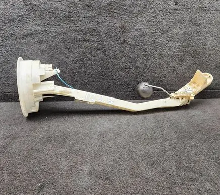 Audi A8 S8 D2 4D Fuel level sensor 4D0919051D 21824056002