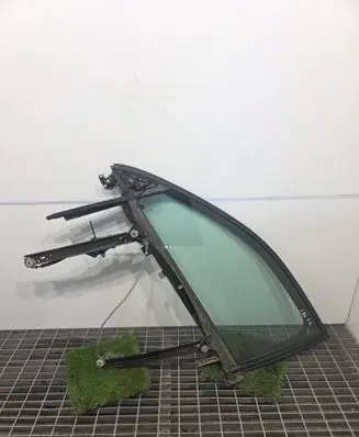 Audi A4 S4 B6 8E 8H Front door electric window regulator 8E0837629