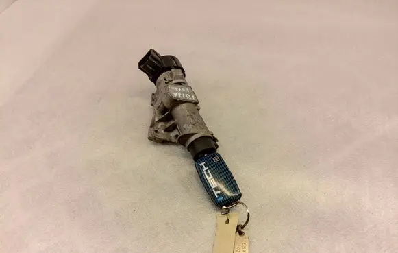 Seat Ibiza IV (6J,6P) Ignition lock 6R0905851D