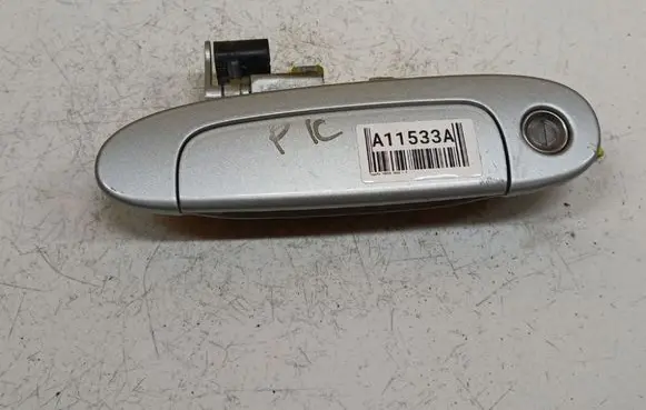 Toyota Yaris Front door exterior handle