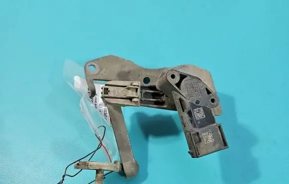 BMW iX1 Headlight ballast module Xenon 6895466 IMPRK1572491