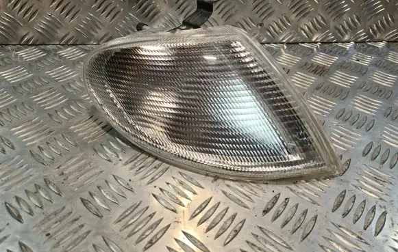 Front indicator light