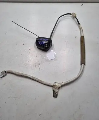 Honda Insight Radio antenna 