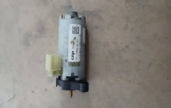 BMW 4 F36 Gran coupe Seat adjustment motor P1171240300