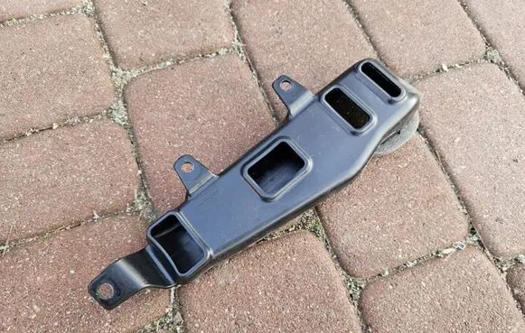 Citroen Berlingo Dashboard lower bottom trim panel 9819881880