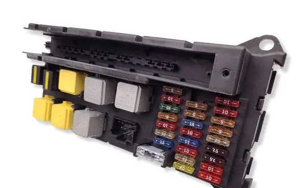 Mercedes-Benz Sprinter W906 Fuse module A9065454701 50JE11J02