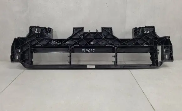 Audi e-tron Intercooler air guide/duct channel 4KE807771
