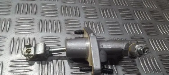 Honda Civic IX Clutch master cylinder NISIN
