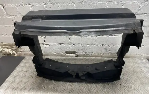 Jaguar XF X250 Bottom radiator support slam panel 8X238102AD