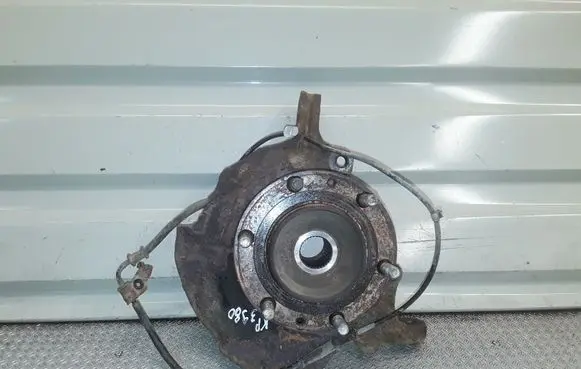 KIA Carnival Front wheel hub spindle knuckle