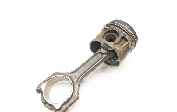 Opel Insignia A Piston with connecting rod A20DTH