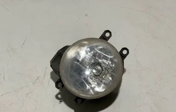 Toyota Yaris Front fog light 8121002110