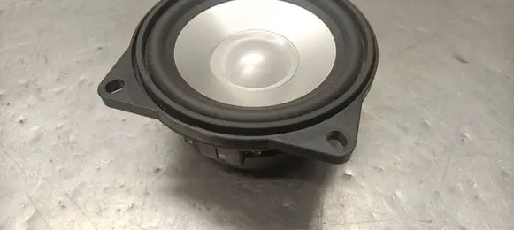 BMW X1 E84 Panel speaker 9143121 65139143121 6513914312101