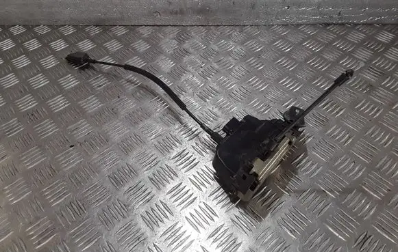Renault Laguna II Front door lock
