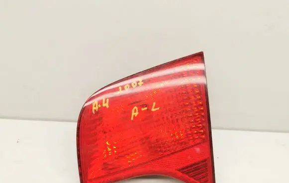 Audi A4 S4 B7 8E 8H Tailgate rear/tail lights 96503802