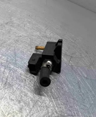 Volvo XC60 Turbo solenoid valve 70222100