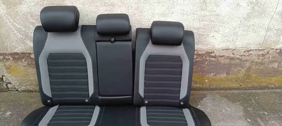 Volkswagen Jetta VI Second row seats 