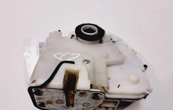 Honda FR-V Front door lock 