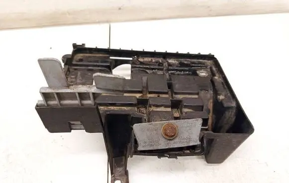 Opel Meriva A Battery box tray 13167332