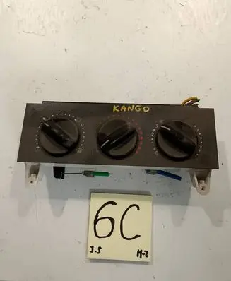 Renault Kangoo I Climate control unit 7701044010