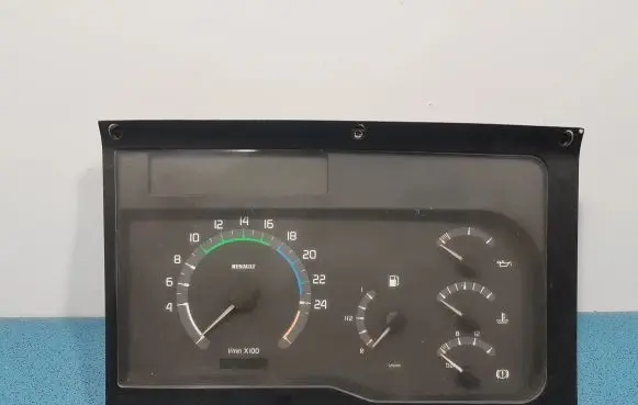 Renault Megane I Speedometer (instrument cluster) 5010485101