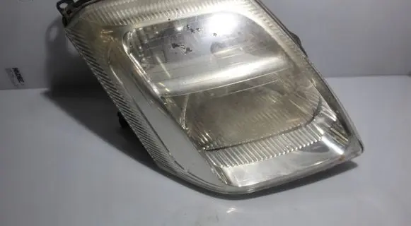 Citroen C2 Headlight/headlamp
