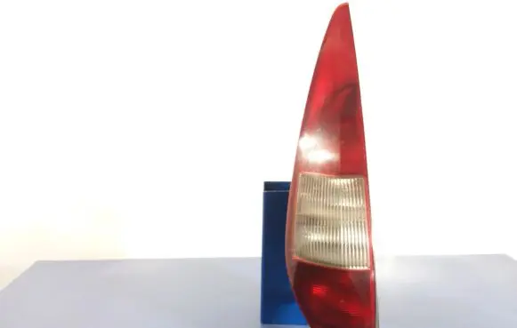 Ford Mondeo Mk III Rear/tail lights 1S7113405C