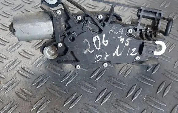 Peugeot 206 Rear window wiper motor 0390201576