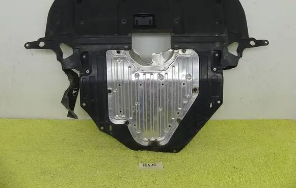 Honda CR-V Engine splash shield/under tray 74111T1GAG0 74112T1GAG0