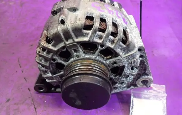 Audi A4 S4 B6 8E 8H Generator/alternator 