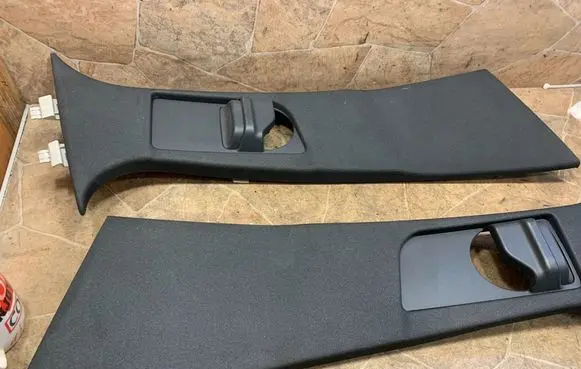 Mercedes-Benz C W205 (B) pillar trim (top) A2056901030