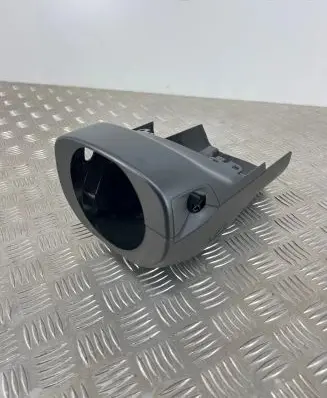 BMW 1 F40 Steering wheel column trim 6823255 6823251