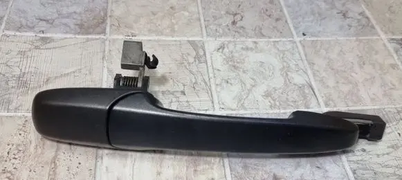 Mazda 2 Front door exterior handle 4L03