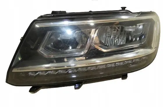 Volkswagen Tiguan Headlight/headlamp 5NB941035D