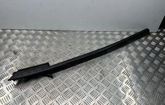 BMW 3 E92 E93 Rear side glass trim 7119098