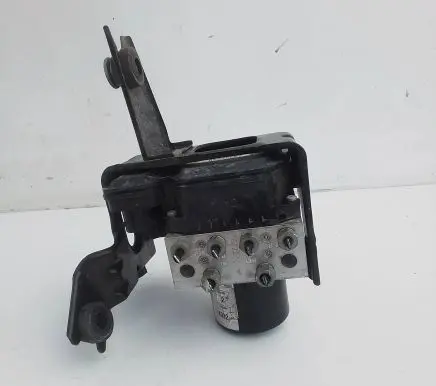 Opel Insignia A ABS Pump 13332549