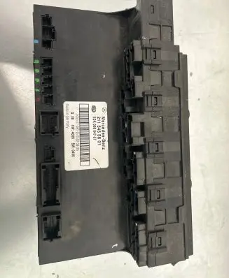 Mercedes-Benz E W211 Fuse module 2115455601 1099919LLZ 940800409